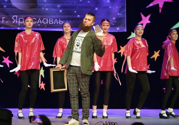 Торжественное открытие и конкурсная программа фестиваля–конкурса «Чудеса без чудес»