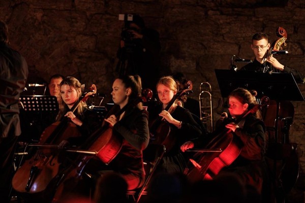 Концерт «Сквозь годы звучит Победа»