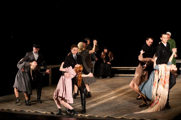 Танцплощадка 41/45