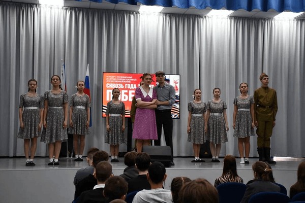Театрализованная программа «Маленькие герои большой войны»
