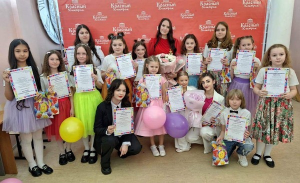 Открытое занятие коллектива эстрадного вокала «Карамель»