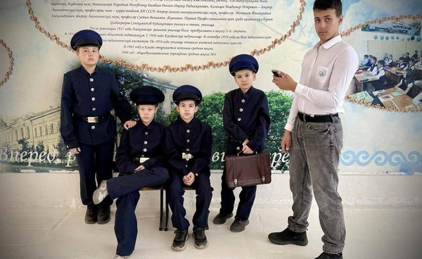 Спектакль «В зеркале времени»