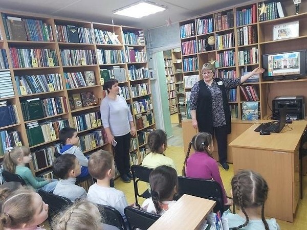 Познавательный час «Чудеса народного творчества»