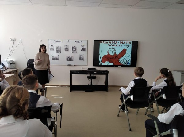 Познавательно – исторический час «Животные – герои Великой Отечественной войны»