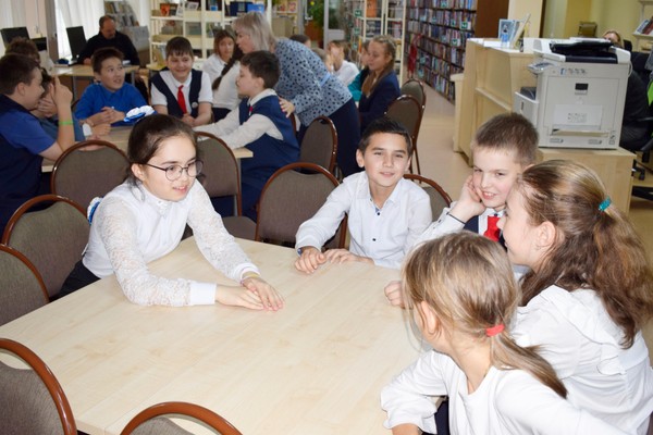 Информационно-деловая игра «Права и обязанности подростков»