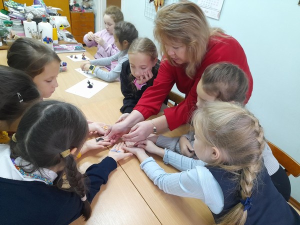 Час доброты с мастер-классом «Прекрасен мир любовью материнской»