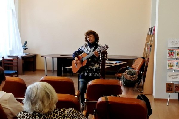 Музыкально-поэтическая встреча «Счастливый случай»