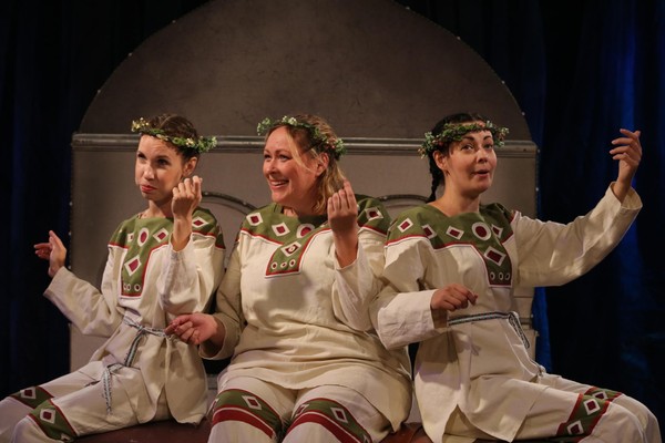 Спектакль «Терем-терем-теремок»