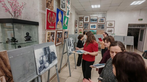 Краевой конкурс рисунков «Семья. Традиции. Россия»