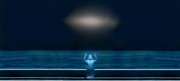 Кино в театре «Мессия»