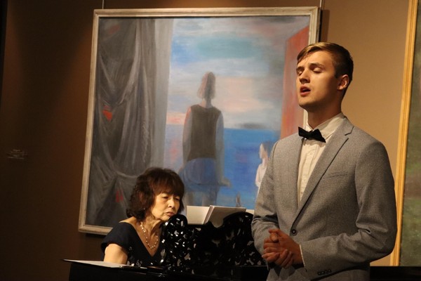 Концерт «Под небом Парижа»