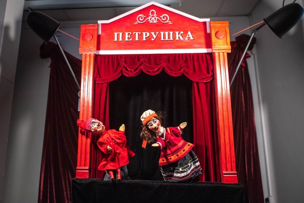 Выставка «Театр кукол»