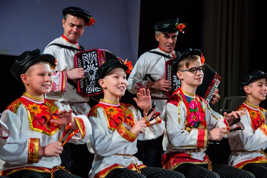 На стыке континентов