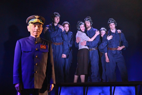 Спектакль «Небесный тихоход»