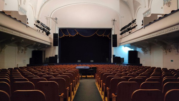 Спектакль «Не все коту масленица»