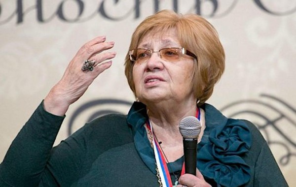 Литературный вернисаж «Четыре темы у меня: любовь, судьба, война, мечта…»