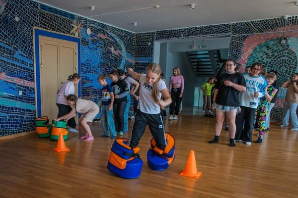 Игровая программа «День рождения Деда Мороза»