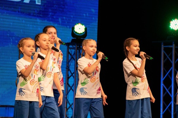 Музыкально-литературная программа «Разговоры обо всем»