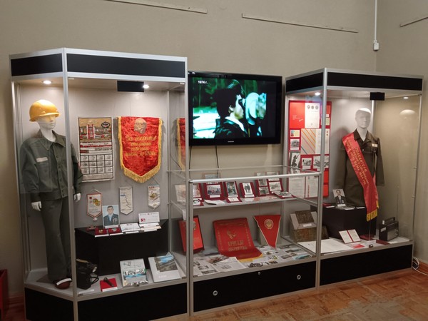 Экскурсия по выставке «Путь железный»