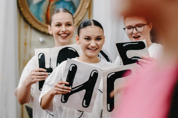 Спектакль «Откуда берутся сказки?»