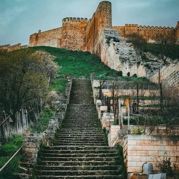 В гости к дедушке Дербенту: путешествие во времени