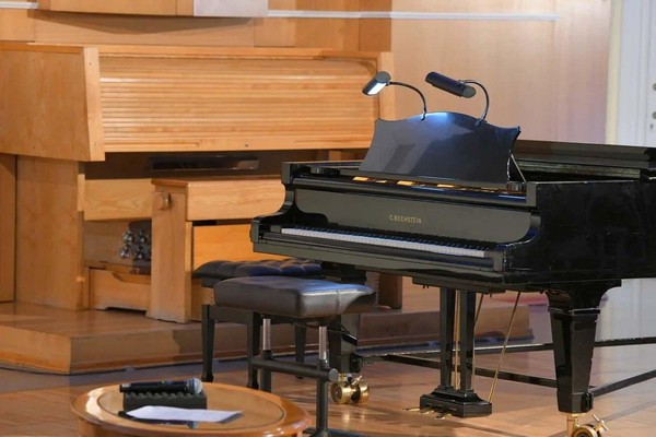 Концерт Василия Заболотнего