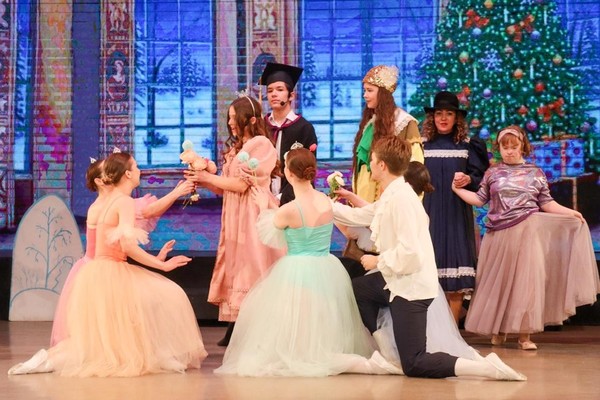 Музыкальный семейный инклюзивный спектакль «12 месяцев»