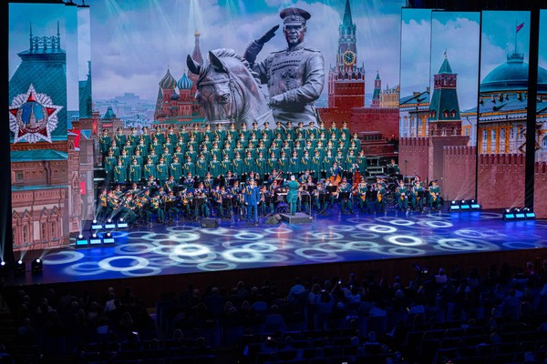 Концерт Академического ансамбля песни и пляски Российской армии имени А. В. Александрова