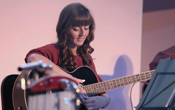 Концерт «Люди идут по свету»