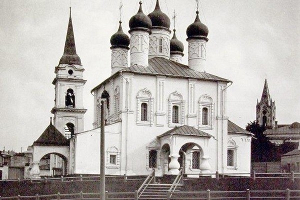 Лекция «Из истории храма Святого равноапостольного князя Владимира в Старых Садех»