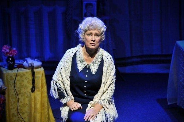 Одинокая насмешница