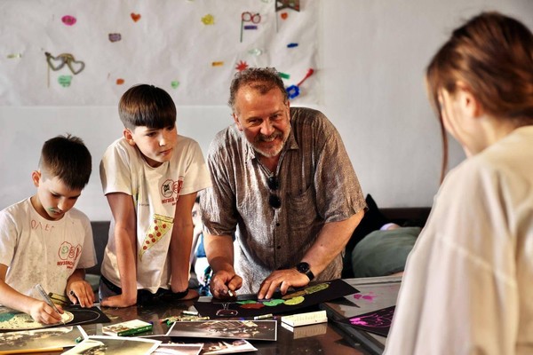 Занятие в студии «Классики. Рисование»