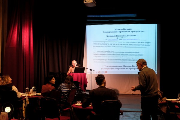 Данилов. Гипотеза симуляции: реальность — лишь иллюзия. Что об этом говорит квантовая физика