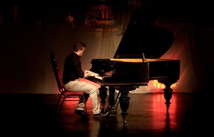 Отражение спящего города – Марк Шубин