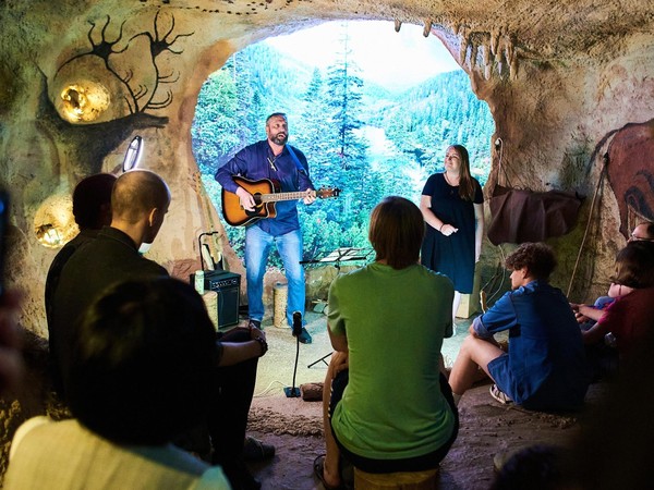 Квартирник «Листья»