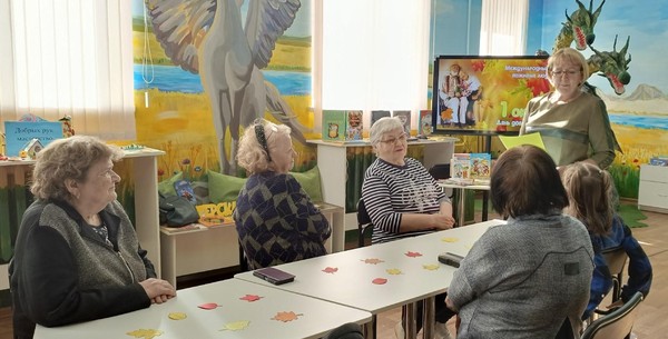 Познавательный час «Лица истории»