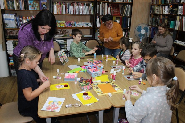 Медиабеседа «День рождения Деда Мороза» путешествие в сказку