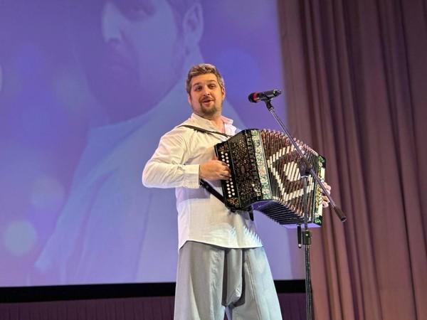 Сольный концерт Алексея Лопасова