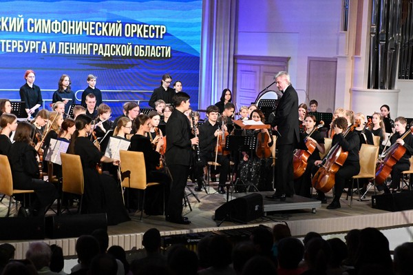 Концерт лауреатов и членов жюри III Всероссийского конкурса пианистов им. Т. Д. Крыловой