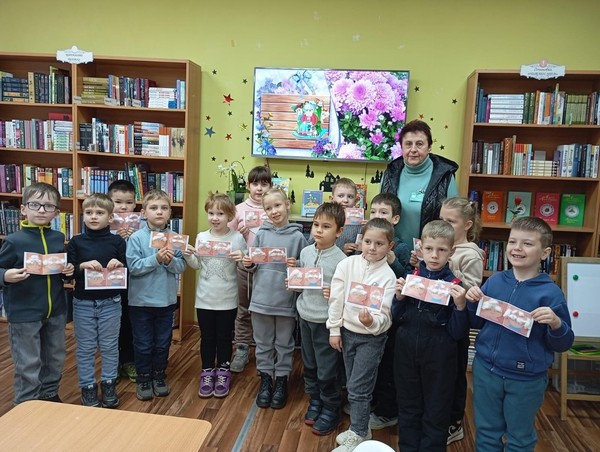 Творческое занятие «Важное слово мама»