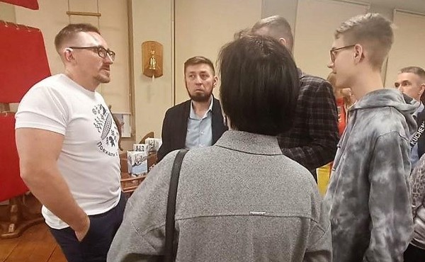 Встреча с путешественником, фотографом А. Мараховцом «Край, где начинается Тихий. Южные Курилы и Сахалин»