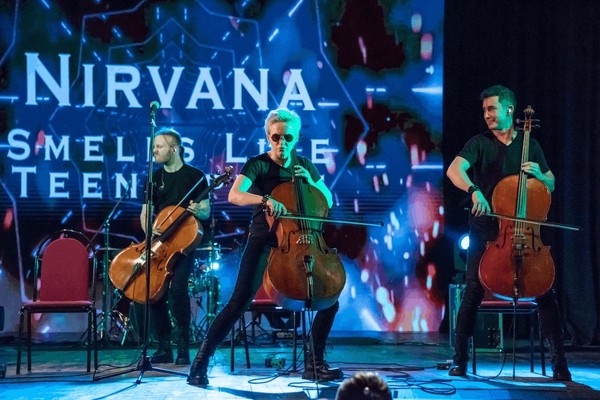 «Мировые рок- хиты на виолончелях»