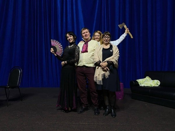 Спектакль творческого объединения «Первый ряд»