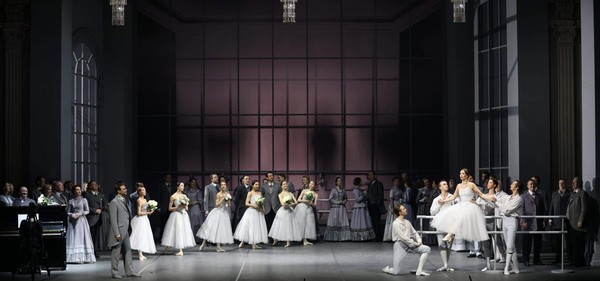 Опера «Дама с камелиями»