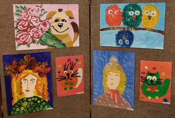 Выставка «Мама мне жизнь подарила…»