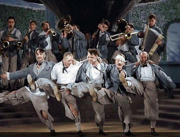 «Веселые ребята»