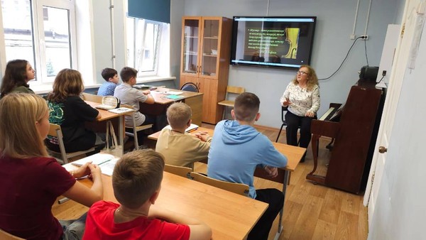 «Литература и искусство народов России»