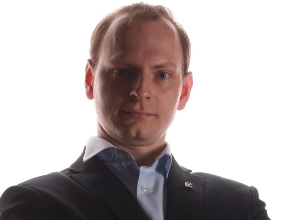 Клуб «Читающий понедельник»: встреча с писателем Павлом Колесниковым