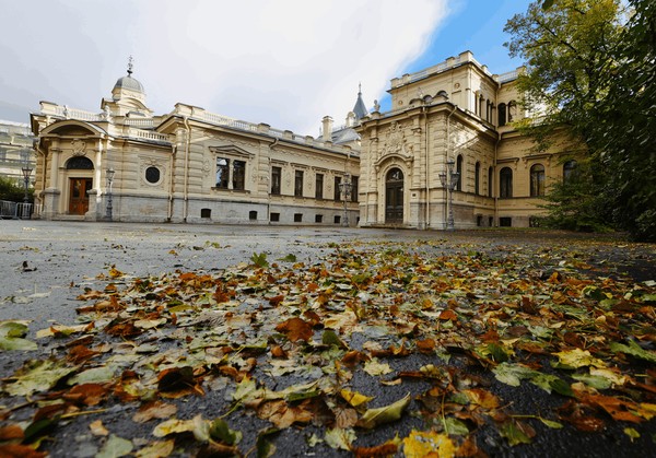 Ярмарка льготных билетов ко дню рождения Александра Суворова