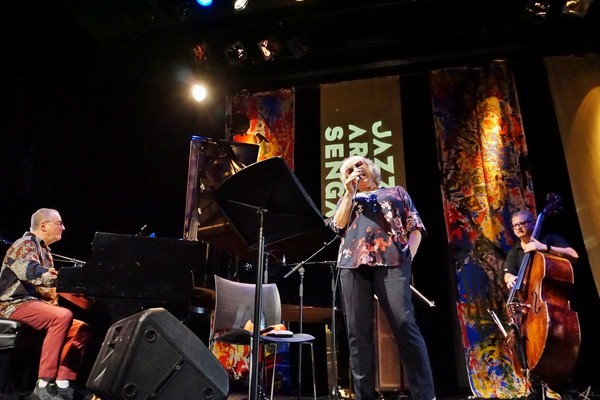 Второе Приближение. Ноябрьский микс